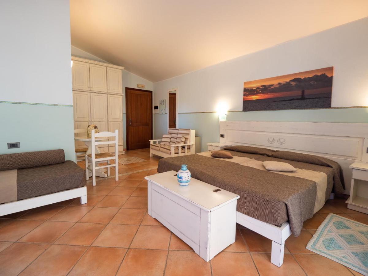 Hotel Luci Del Faro Calasetta Εξωτερικό φωτογραφία