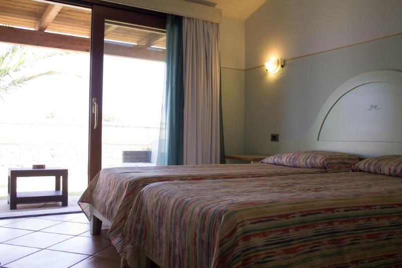 Hotel Luci Del Faro Calasetta Εξωτερικό φωτογραφία