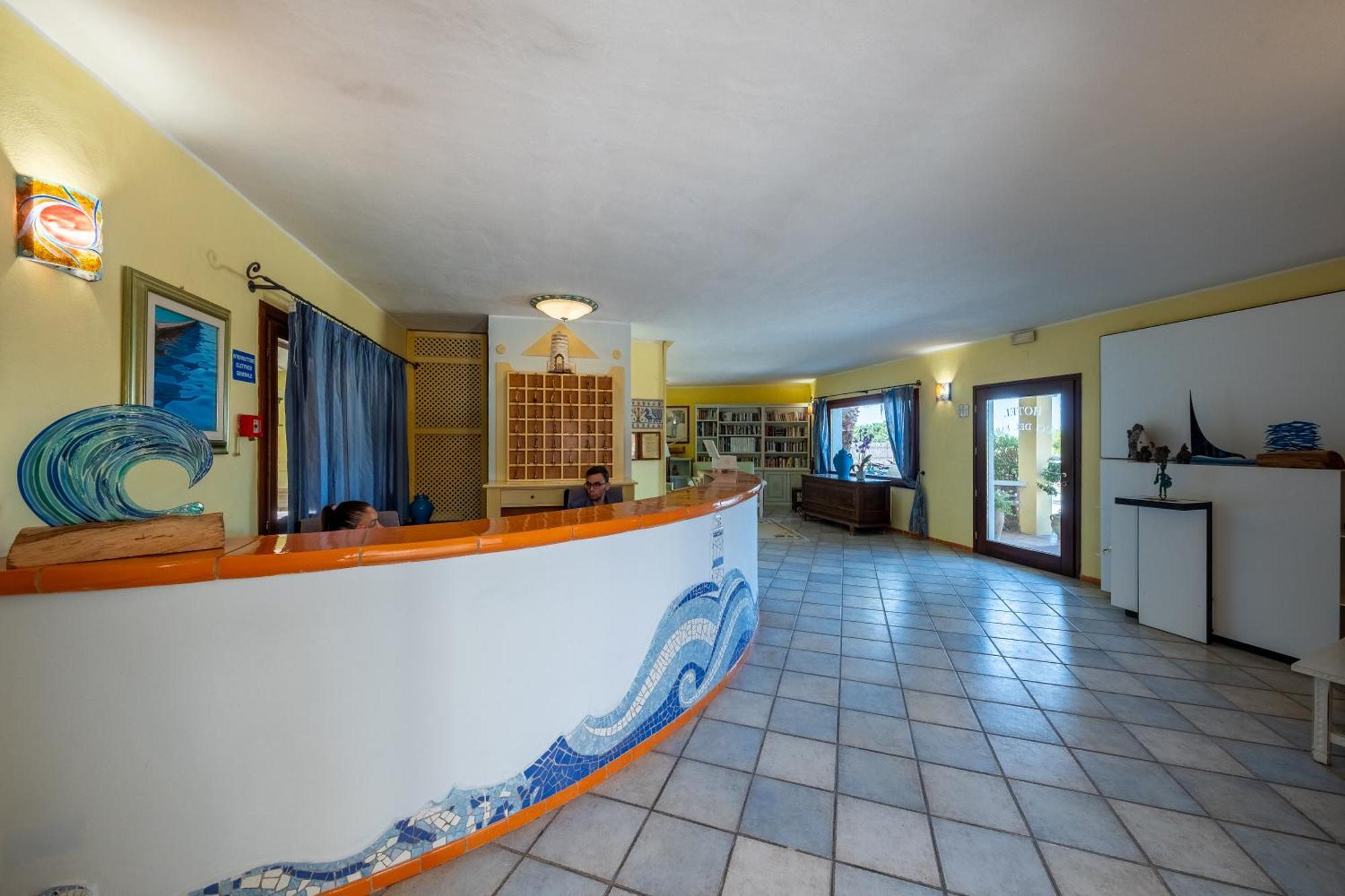 Hotel Luci Del Faro Calasetta Εξωτερικό φωτογραφία