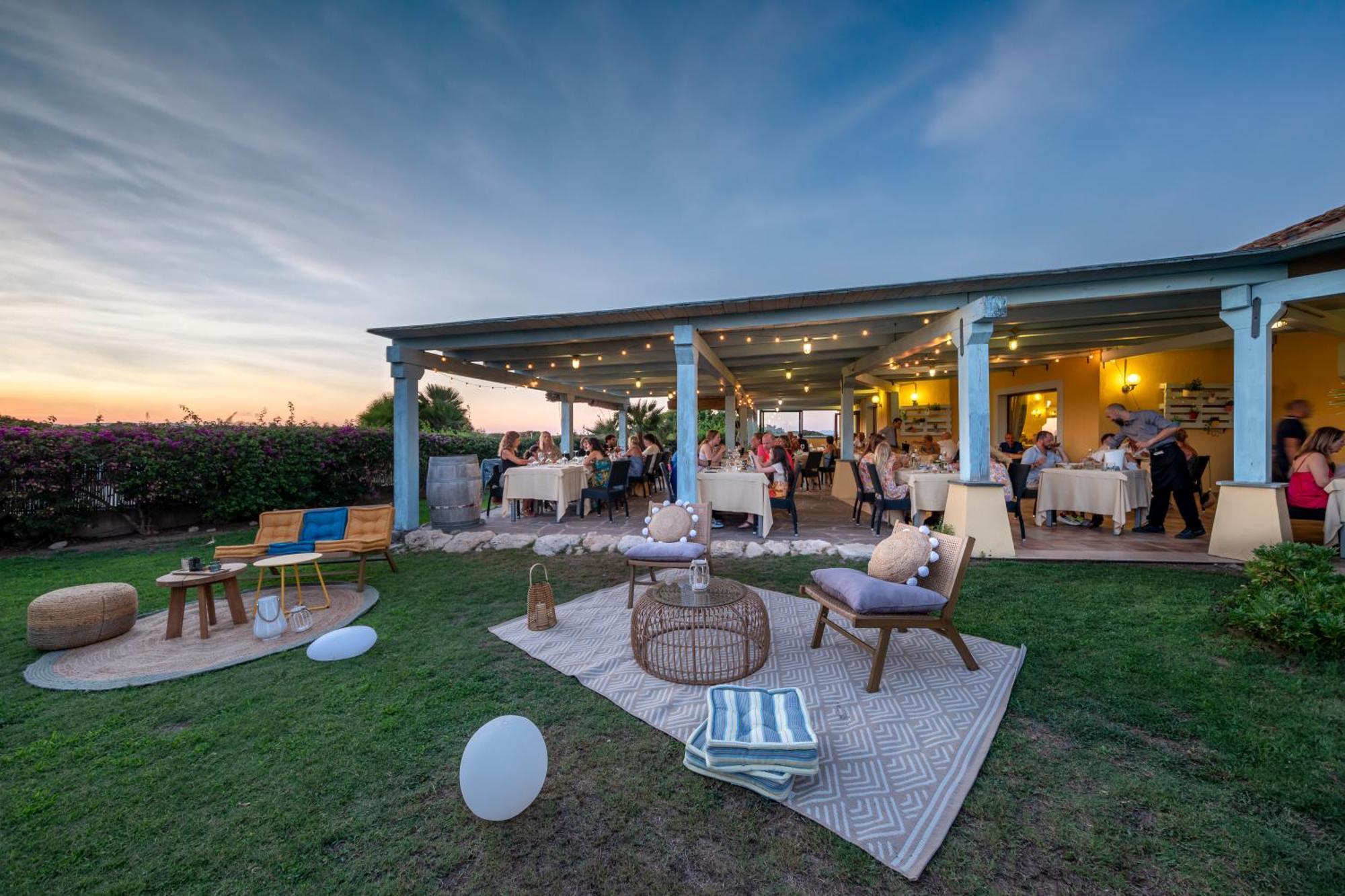 Hotel Luci Del Faro Calasetta Εξωτερικό φωτογραφία